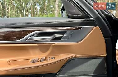 Седан BMW 7 Series 2022 в 