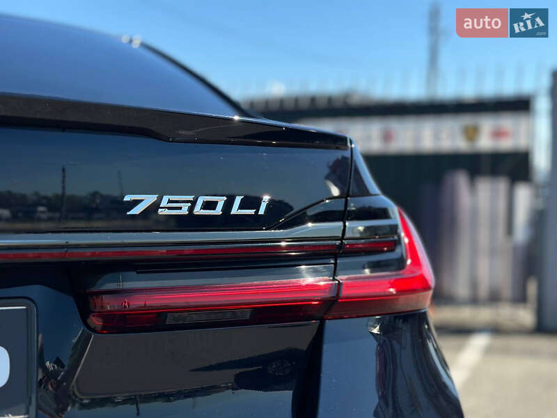 Седан BMW 7 Series 2019 в Киеве