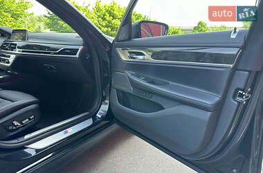 Седан BMW 7 Series 2022 в 
