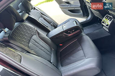 Седан BMW 7 Series 2022 в 