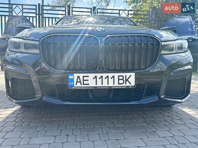 Седан BMW 7 Series 2020 в Кривом Роге