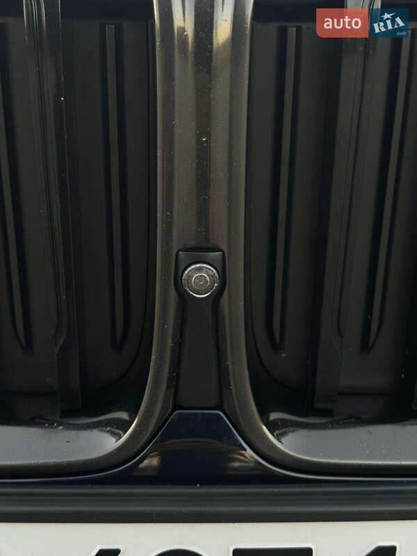 Седан BMW 7 Series 2019 в Ивано-Франковске