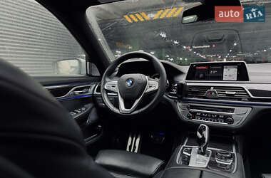 Седан BMW 7 Series 2017 в 