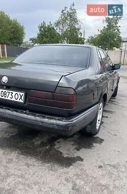 Седан BMW 7 Series 1992 в 