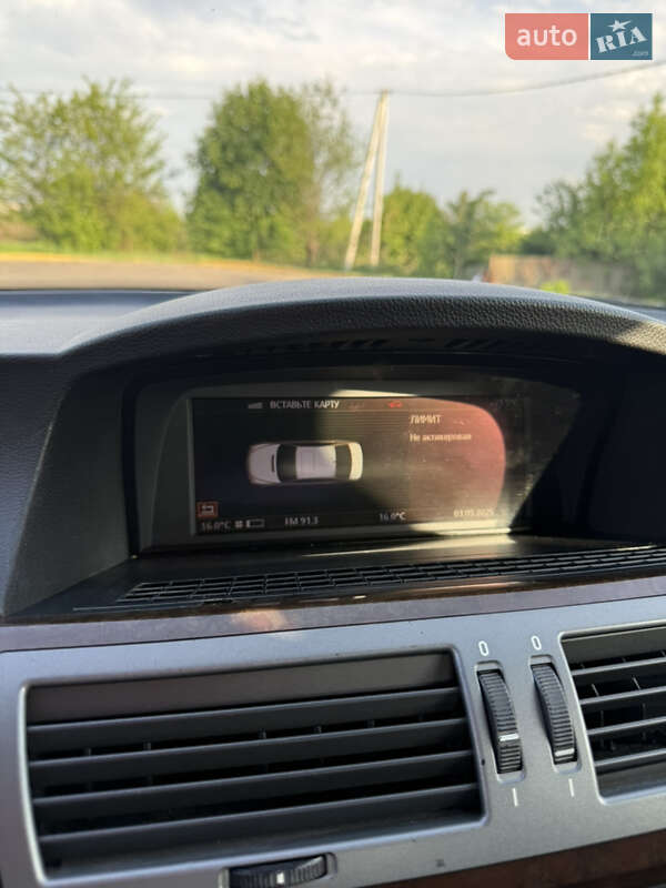 Седан BMW 7 Series 2003 в Чернівцях