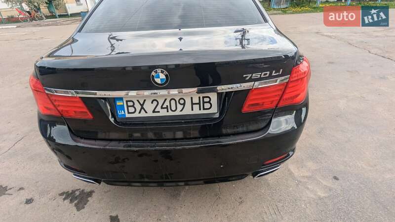 Седан BMW 7 Series 2010 в Ровно