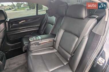 Седан BMW 7 Series 2010 в 