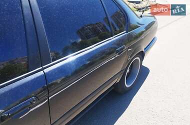 Седан BMW 7 Series 1992 в 