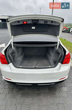 Седан BMW 7 Series 2011 в 