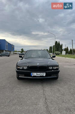 Седан BMW 7 Series 2000 в Кременчуге