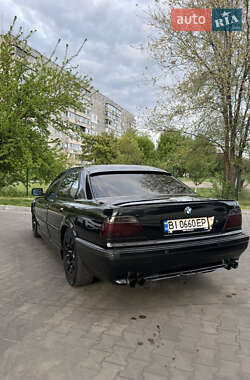 Седан BMW 7 Series 2000 в 