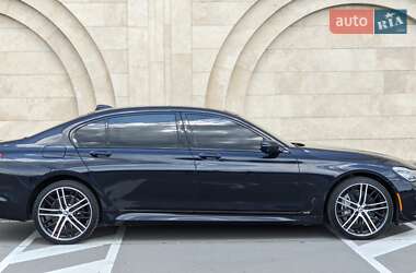 Седан BMW 7 Series 2016 в 