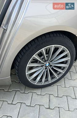Седан BMW 7 Series 2010 в 