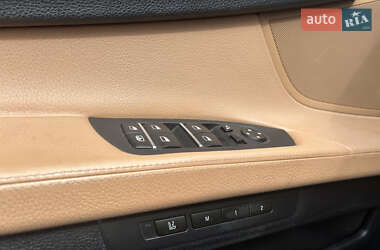 Седан BMW 7 Series 2010 в 
