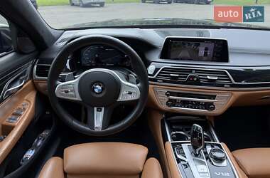 Седан BMW 7 Series 2021 в 