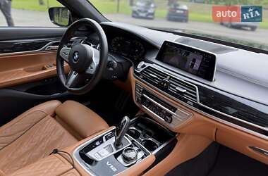 Седан BMW 7 Series 2021 в 