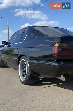 Седан BMW 7 Series 1989 в 