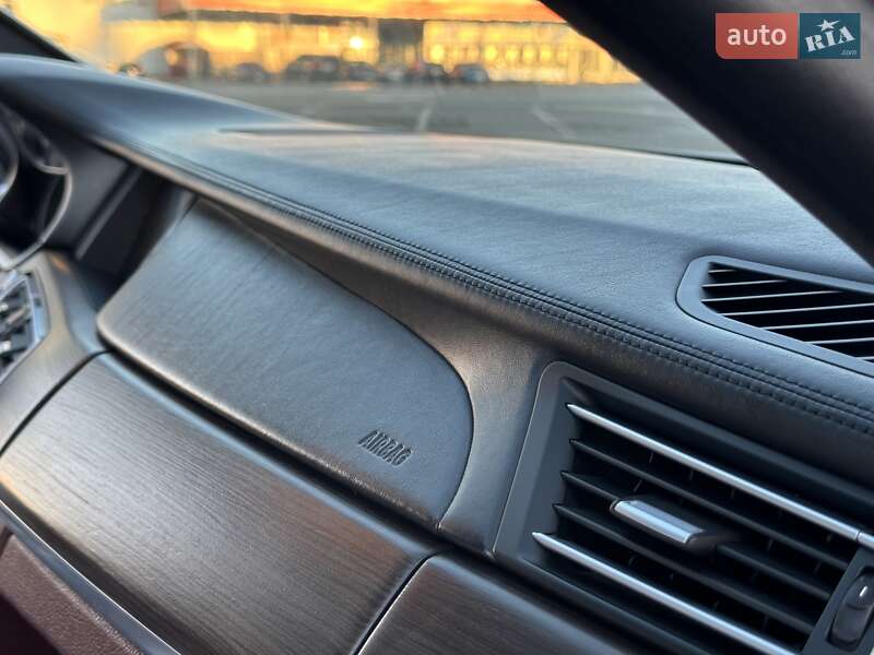 Седан BMW 7 Series 2015 в Ужгороде