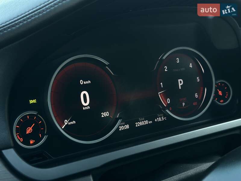 Седан BMW 7 Series 2015 в Ужгороде