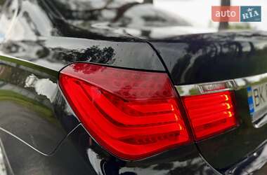 Седан BMW 7 Series 2010 в 