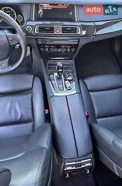 Седан BMW 7 Series 2014 в 