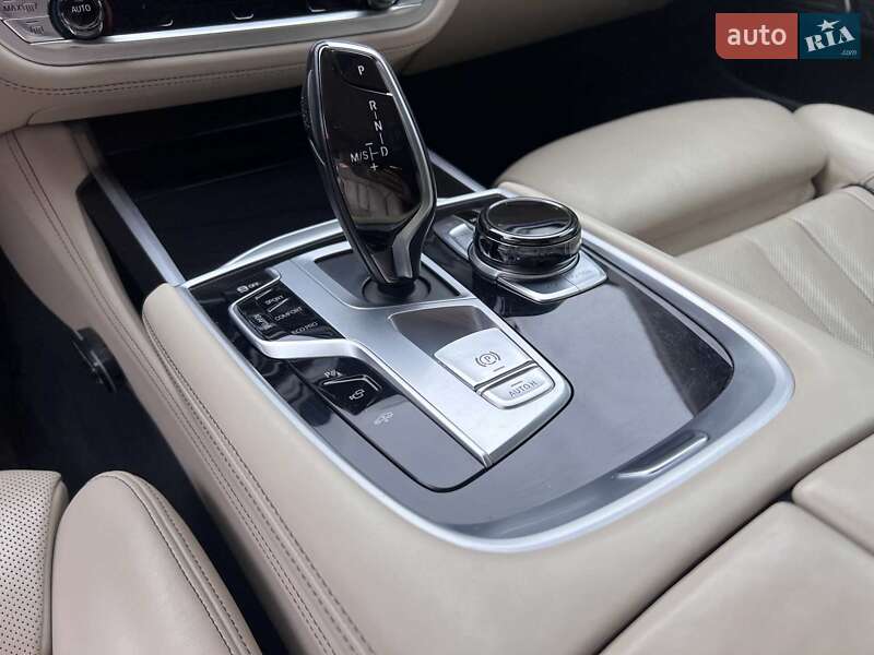 Седан BMW 7 Series 2017 в Львові фото 49 Седан BMW 7 Series 2017 в Львові