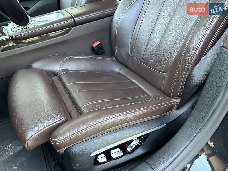 Седан BMW 7 Series 2016 в Києві