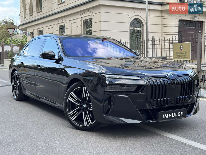 Седан BMW 7 Series 2023 в Києві