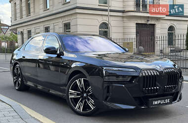Седан BMW 7 Series 2023 в 