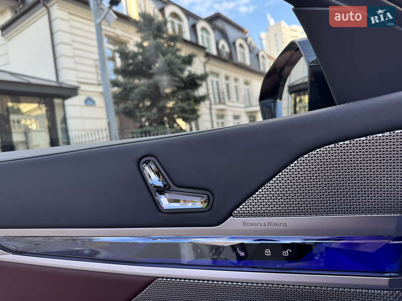 Седан BMW 7 Series 2023 в Києві
