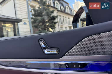 Седан BMW 7 Series 2023 в 