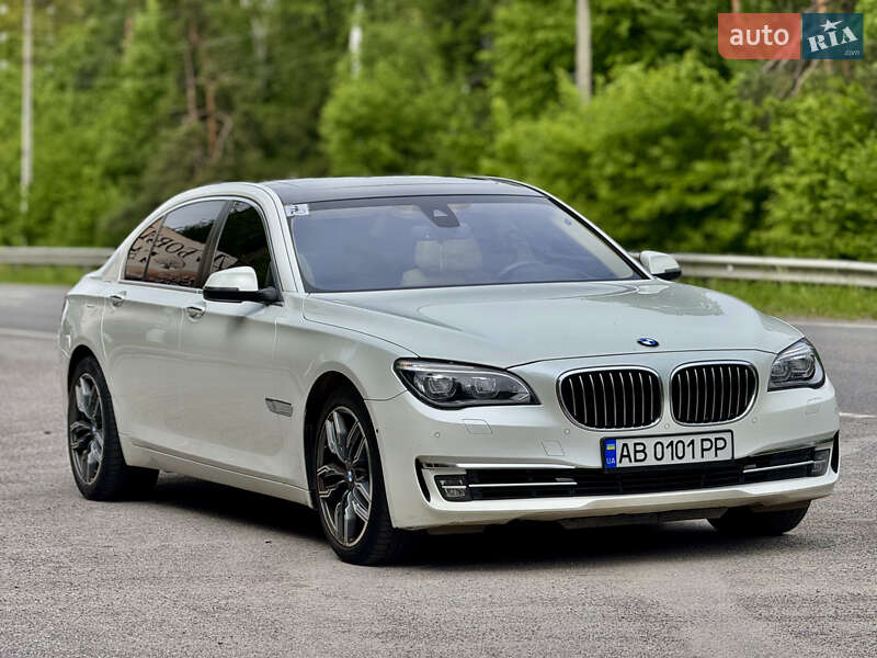 Седан BMW 7 Series 2013 в 