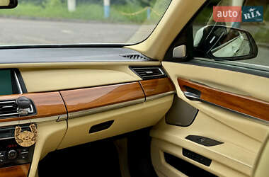 Седан BMW 7 Series 2013 в 