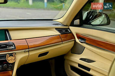 Седан BMW 7 Series 2013 в 