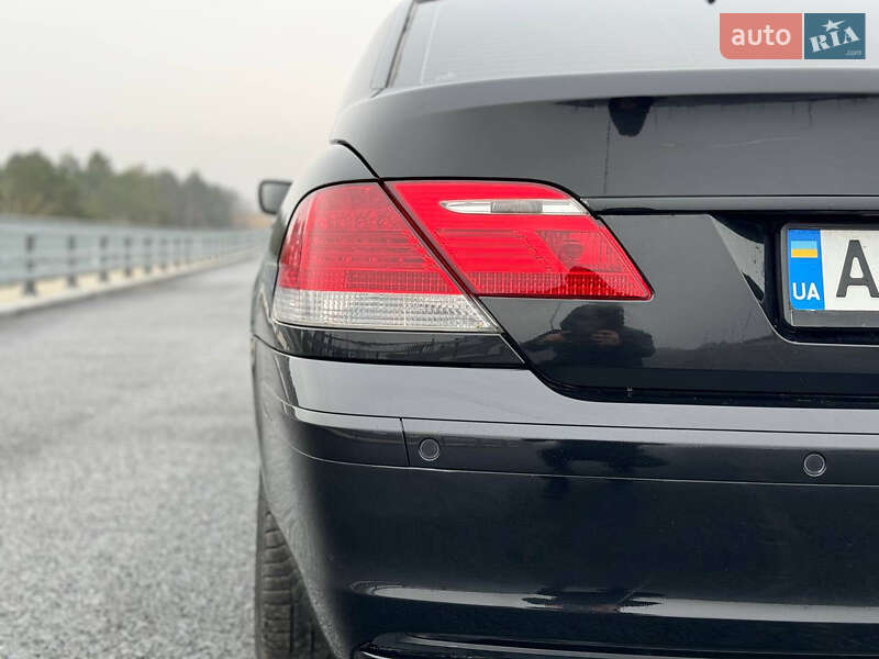 Седан BMW 7 Series 2005 в Смыге фото 21 Седан BMW 7 Series 2005 в Смыге