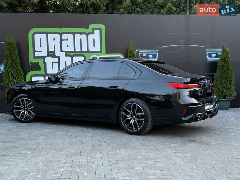 Седан BMW 7 Series 2024 в Киеве