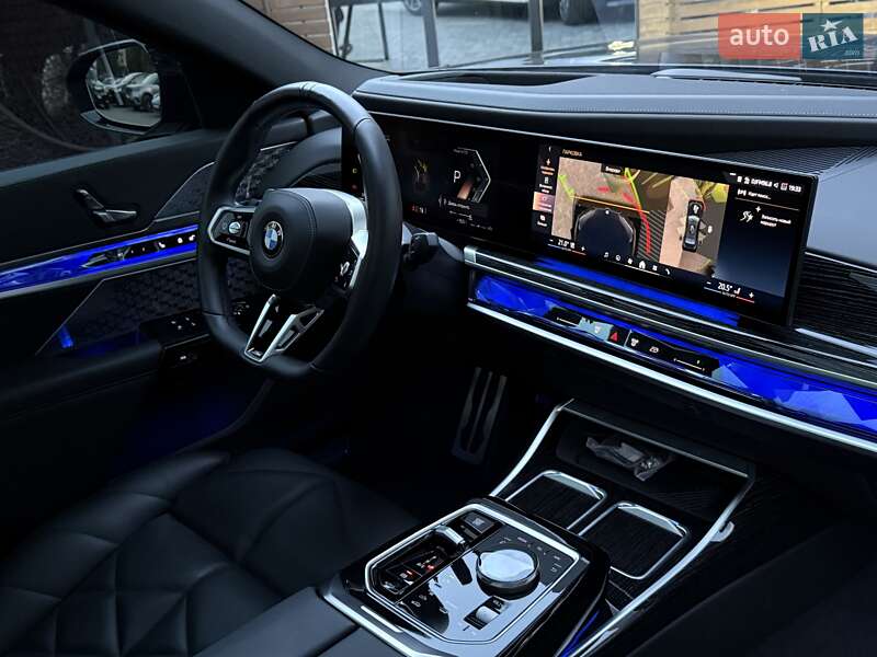 Седан BMW 7 Series 2024 в Киеве