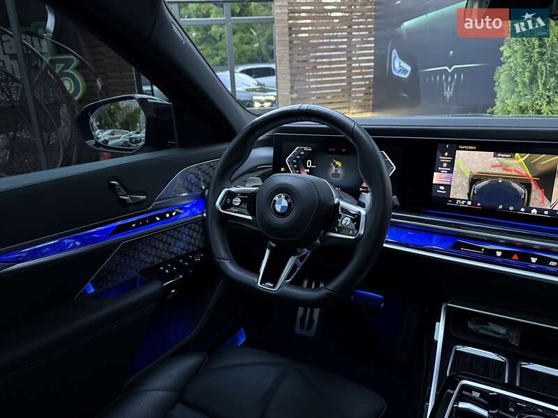 Седан BMW 7 Series 2024 в Киеве