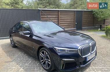 Седан BMW 7 Series 2022 в Дніпрі