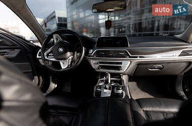 Седан BMW 7 Series 2018 в 