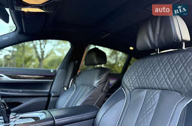 Седан BMW 7 Series 2019 в 