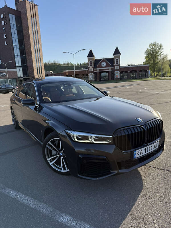 Седан BMW 7 Series 2017 в 