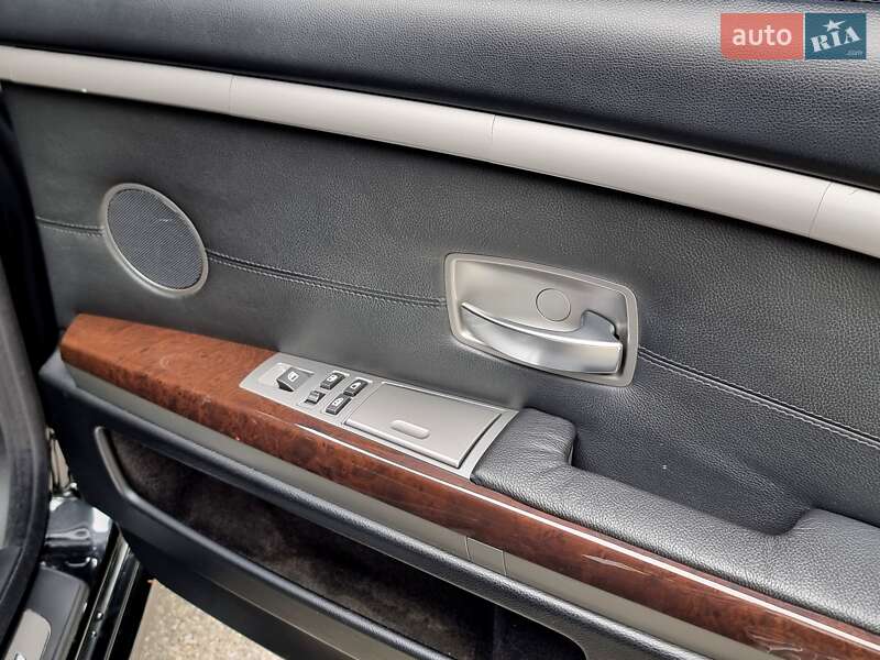 Седан BMW 7 Series 2006 в Киеве