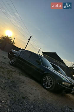 Седан BMW 7 Series 2000 в 