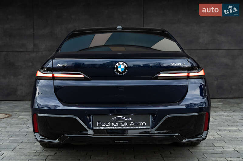 Седан BMW 7 Series 2023 в Киеве