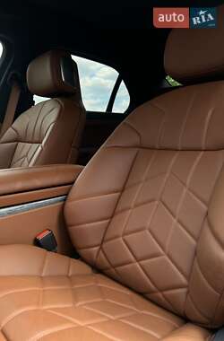Седан BMW 7 Series 2024 в 
