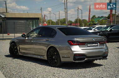 Седан BMW 7 Series 2021 в 
