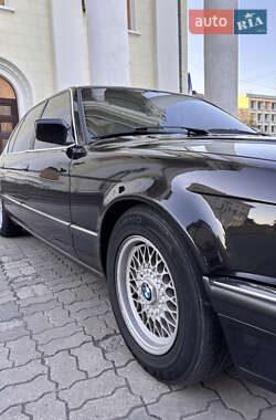Седан BMW 7 Series 1994 в 