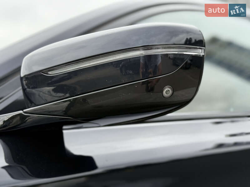 Седан BMW 7 Series 2019 в Києві