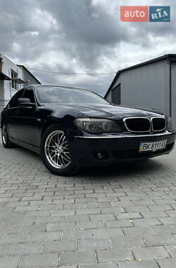 Седан BMW 7 Series 2005 в Ровно